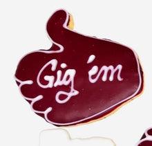 Load image into Gallery viewer, Texas A&M University themed cookies