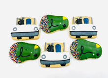 Load image into Gallery viewer, Golf themed cookie
