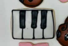 Load image into Gallery viewer, Violin, Ballet, Piano themed cookie
